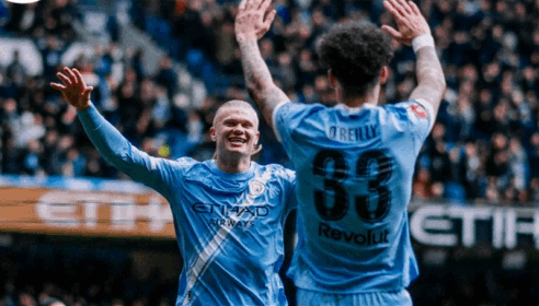 英足总杯:赛季三杀！曼城4-0利物浦进四强 哈兰德戴帽萨拉赫失点+失单刀