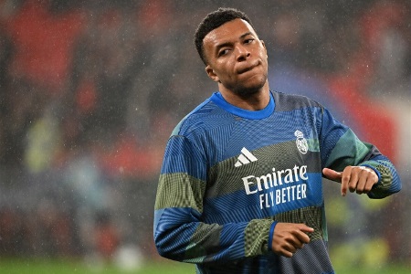 马卡嘉宾：皇马输球并非因为姆巴佩不逼抢，巴尔韦德缺席影响明显