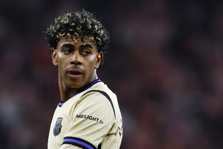 记者：巴萨提醒亚马尔对阵马竞注意情绪管理，再吃牌次回合将停赛