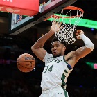 Shams：雄鹿高层已接受休赛期交易字母哥的必然 对交易持开放态度