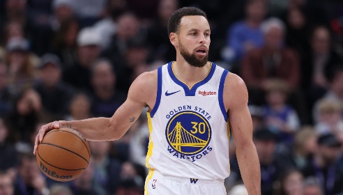 科尔：目前还不确定库里后天是否出战湖人 波津的伤势应该不严重