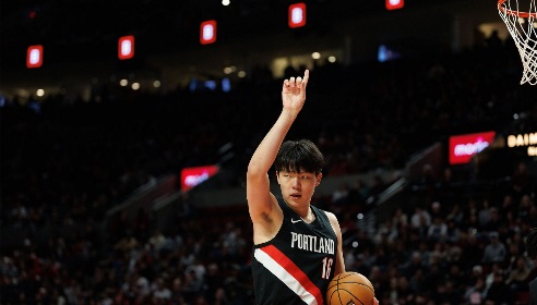 徐静雨：正常轮换不上杨瀚森就是极其危险了 垃圾时间可不好打