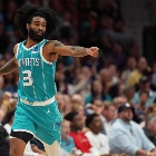 黄蜂主帅：科比·怀特入队后作用巨大 他再次证明了自己