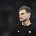 美媒：开拓者新老板只愿给下一任主帅100万年薪 约为市场价的1/4