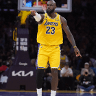 徐静雨：詹姆斯是NBA的技术教科书 他的比赛是真正的艺术