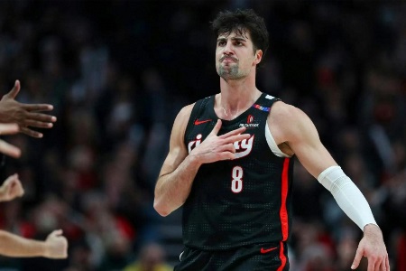 周五304NBA季后赛推荐：马刺VS开拓者