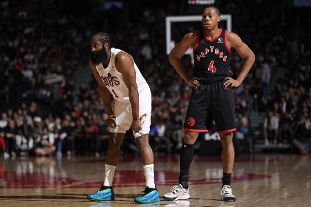 2-2还是3-1？ESPN预测明天G4胜率：骑士43.5%落下风 猛龙56.5%