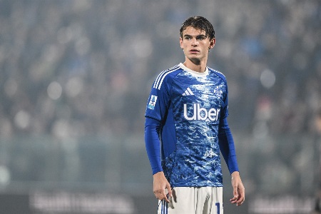 阿斯：皇马将启用帕斯的回购条款，今夏从科莫将其召回