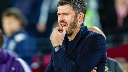 锁定欧冠席位？电讯报：若击败利物浦，卡里克留任理由将更充分