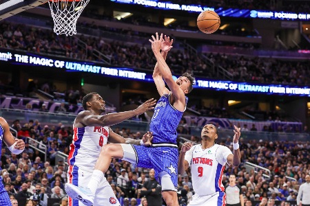 周三302NBA季后赛推荐：魔术VS活塞