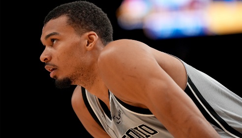 奥尼尔：两年后文班将与约基奇平起平坐 成为联盟最佳内线