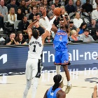 热度很高！NBA官方今日公布最佳阵容 相关词条冲上热搜榜前十