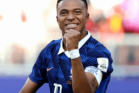 世界杯-法国1-0巴拉圭将战摩洛哥 姆巴佩点射杜埃造点主裁引争议