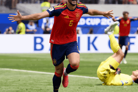 世界杯-西班牙2-1比利时将战法国 梅里诺替补绝杀拉门斯送礼