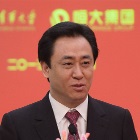 前恒大员工谈许家印：感觉他很爱演