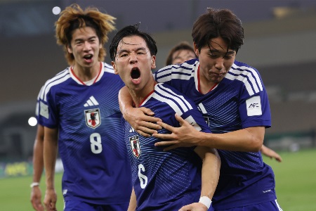 周三002亚运男足推荐：乌兹U23VS日本U23