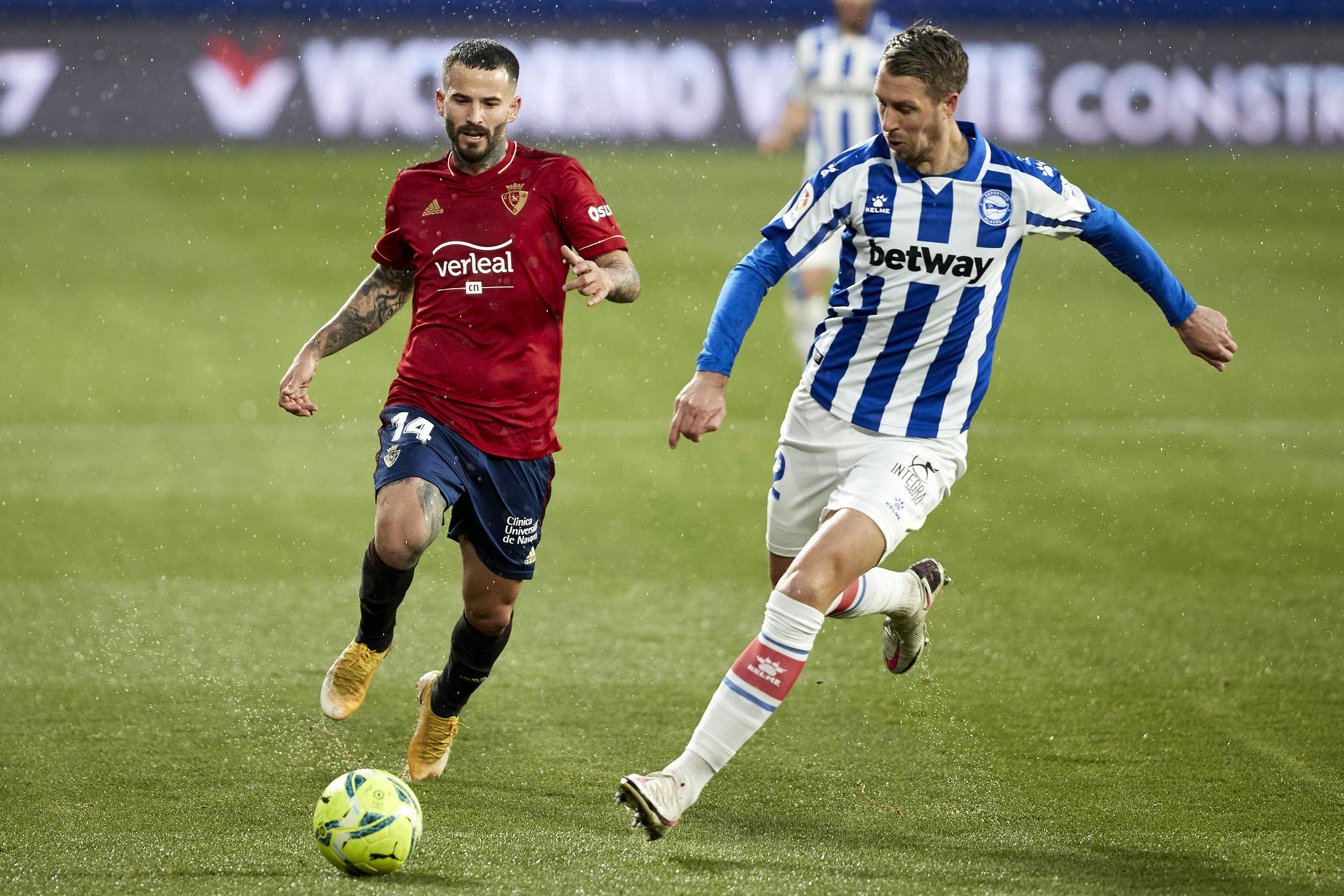 阿拉维斯对阵皇家马德里西甲焦点战直播全程呈现精彩对决