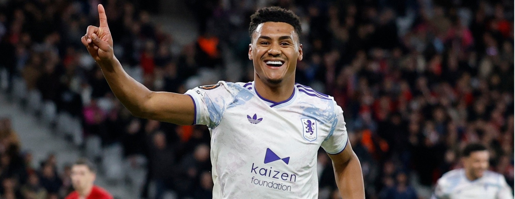 欧联情报：博洛尼亚4名大将缺席，维拉边锋新增伤情